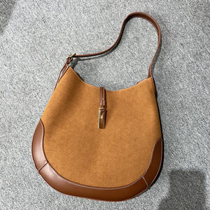 Sac à bandoulière élégant pour femme, style streetwear, en cuir givré, décontracté, durable et imperméable, idéal pour l'hiver – Vente directe usine - Product Image 4