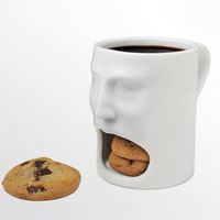 Mug à café en céramique personnalisé de couleur ivoire, forme de visage amusante, avec couche de biscuit, capacité de 170 ml, logo disponible, cadeau d'affaires