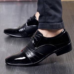 <span class=keywords><strong>Scarpe</strong></span> Casual <span class=keywords><strong>da</strong></span> <span class=keywords><strong>Uomo</strong></span> di Lusso con <span class=keywords><strong>Tacco</strong></span> Basso Nere Made in China con Lacci in Vera Pelle <span class=keywords><strong>Scarpe</strong></span> Eleganti <span class=keywords><strong>da</strong></span> <span class=keywords><strong>Uomo</strong></span> <span class=keywords><strong>Scarpe</strong></span> <span class=keywords><strong>da</strong></span> Ufficio Business - Product Image 5
