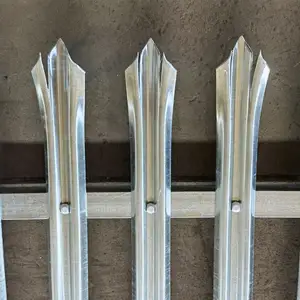 安平工場溶融亜鉛めっき鋼柵フェンスパネル英国用