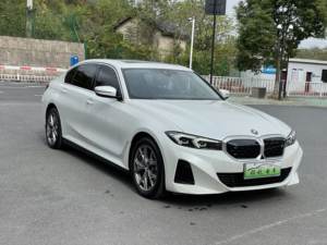 La <span class=keywords><strong>BMW</strong></span> <span class=keywords><strong>I3</strong></span> EDrive 35L <span class=keywords><strong>2022</strong></span> d'occasion professionnelle est disponible à l'exportation à bas <span class=keywords><strong>prix</strong></span> - Product Image 3