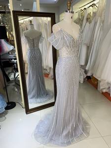 Nuovo Abito <span class=keywords><strong>da</strong></span> Sera di Lusso Argentato <span class=keywords><strong>per</strong></span> Donna con Cristalli e Strass, Stile Formale con Splendidi Ricami <span class=keywords><strong>per</strong></span> la Madre dello Sposo - Product Image 4