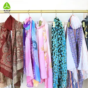 Fashion used clothes ladies scarfs second hand silk scarf mixed size scarfs in stock