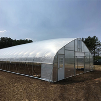 Serre tunnel monopente en film Skyplant à structure préfabriquée à assemblage facile et à connexion par boulons, économique, pour potager