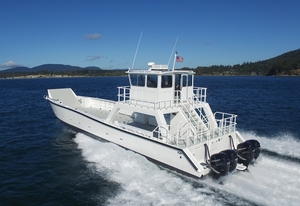 Bateau de travail en alliage d'aluminium de 18 m (60 pieds), capacité de 16 tonnes, barge de transport rapide, navire de débarquement pour les trajets entre îles, à vendre - Product Image 4