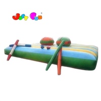 Nouveau design gonflable videur maison gladiateur jeu gonflable jeux d'eau gladiateur