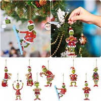 Vente en gros de décorations de Noël amusantes, ornements suspendus en acrylique vert Grinchs, pendentif d'arbre, accessoires d'ornement