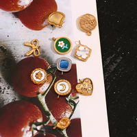 Pendentifs Breloques Rétro en Acier Inoxydable Plaqué Or 18 carats avec Motifs Étoile à Quatre Branches, Cœur, Météorite, Fleur, Coquillage et Abeille pour Colliers et Bracelets