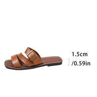 Nouvelles sandales de plage tendance pour femmes, style européen et américain, bout rond et plat, avec détails métalliques 231 231