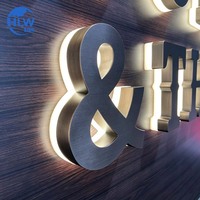 Enseigne rétroéclairée à finition antique en acier inoxydable avec panneau en bois grainé, logo LED, lettres rétroéclairées par LED, enseigne commerciale