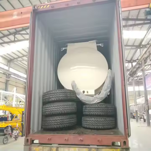 Semirremolque cisterna de agua de 80000 litros y 4 ejes, fabricado en China, de acero, para la venta - Product Image 4