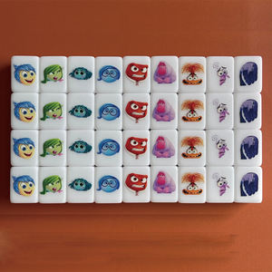 Juego de Mahjong de Acrílico Hecho a Mano con Diseño Personalizado de Escape junto al Mar, con Impresión UV Completa, para Tres Jugadores, Juego de Mesa para Fiestas con Amigos - Product Image 1