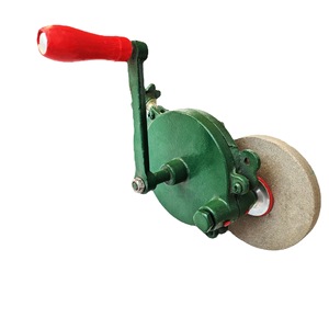 Moulin à manivelle portable de 4 pouces |   Aiguiseur multifonction pour outils de <span class=keywords><strong>jardin</strong></span> |   Moulin <span class=keywords><strong>manuel</strong></span> compact pour la maison - Product Image 4