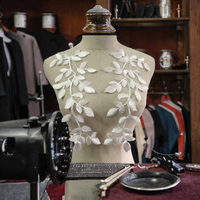 Dentelle brodée à la main en tulle français 100 % polyester, motif feuille d'arbre, noir, beige, blanc, couleur personnalisée, élégante