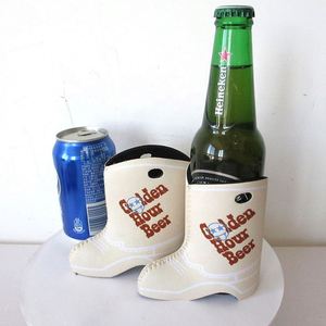 Enfriadores de Botellas de Neopreno con Impresión por Sublimación, Diseño de Bota de Vaquero, Personalizables, Impermeables, Paquete de 12, para Bodas - Product Image 1