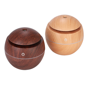 Mini purificador de aire USB de grano de madera, humidificador de aire ultrasónico de vapor frío, aceite esencial, cambio de 7 colores, 130Ml - Product Image 1