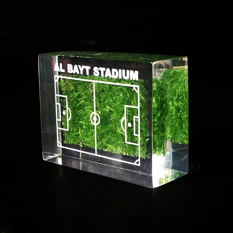 Hadiah Olahraga Stadium Transparan Bening Hadiah Tanaman Akrilik Plexiglass Pmma Blok Pemberat Kertas Kristal dengan Rumput