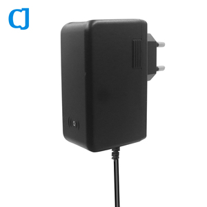 Factory Direct 12V 2A EU Plug Power Charger 24W Adaptador de corriente montado en la pared - Product Image 2