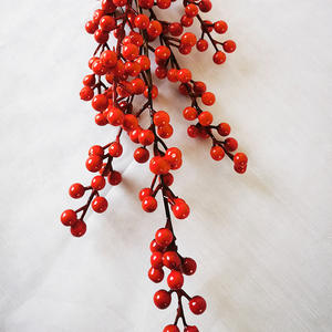 O-X0073 Baies artificielles en gros, décorations de Noël, fruits artificiels en mousse, baies rouges, arrangement de fleurs de Noël - Product Image 4