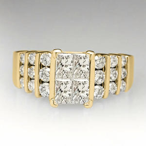 Anello di Fidanzamento T0716 per Donna in Oro Giallo con Diamante Taglio Principessa Colore G Naturale e Diamanti Laterali - Product Image 6