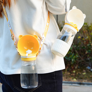 NUEVO Bebedero Portátil para Perros, Taza Inclinada Tipo Cruzado para Mascotas, Botella de Agua para Alimentación de Mascotas - Product Image 2