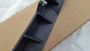 2021 et plus Yukon PARE-CHOCS AVANT INFÉRIEUR PLAQUE DE PROTECTION CHROME 84835801 OEM - Product Image 4