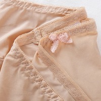 Dames ODM/OEM kantondergoed, zacht en soepel, middelhoge taille, sexy slip, doorschijnend kantondergoed.