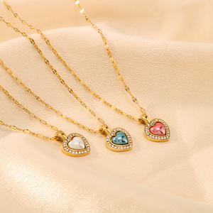 สร้อยคอจี้รูปดาวพระจันทร์ทรงสี่เหลี่ยมผืนผ้าสร้างแรงบันดาลใจตามสั่งชื่อครบรอบปีที่แกะสลักรูปทรงเรขาคณิต - Product Image 1