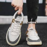 Chaussures décontractées pour hommes, style discret et tendance, respirantes, en PU, semelle épaisse, classiques, pour un usage quotidien, confortables, légères, chaussures décontractées
