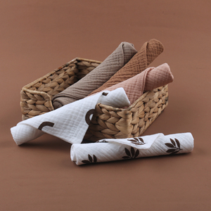 Ensemble cadeau de naissance pour bébé nouveau-né, ensemble de bricolage pour bébé avec 4 photos, petit bandeau en bois pour bébé, <span class=keywords><strong>turban</strong></span>, cadeau de naissance fait à la main pour bébé nouveau-né - Product Image 3