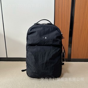 Mochila Deportiva Casual de 30L, Bolsa de Viaje Unisex con Correa Desmontable, Primavera 2025 - Product Image 4