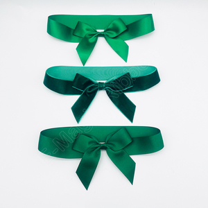 Noeud papillon élastique en ruban de satin écologique fait main E-Magic, pré-noué avec boucle extensible pour la décoration de cadeaux de Noël - Product Image 5