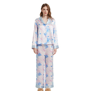 Pijama de seda manga larga estampado acuarela diseño personalizado conjunto Paj satén para mujer - Product Image 1