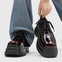 Plateforme de vente en gros directe d'usine, chaussures décontractées pour hommes, chaussures décontractées à semelle en caoutchouc, chaussures décontractées de créateur