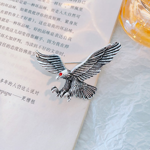 เข็มกลัดรูปนกอินทรีการ์ตูนสำหรับผู้ชายเข็มกลัดรูปสัตว์แนววินเทจสุดหรูพร้อมคริสตัล - Product Image 5