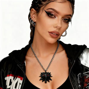 Colgante de aleación con cabeza de lobo de <span class=keywords><strong>The</strong></span> <span class=keywords><strong>Witcher</strong></span> <span class=keywords><strong>3</strong></span> para hombre, collar de accesorios de merchandising del juego - Product Image 1