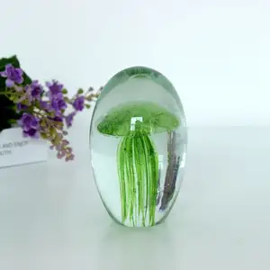 מלא יד מנופחת ירוק זכוכית מדוזות משקולת נייר
