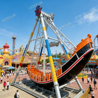 Grand manège extérieur en forme de navire pirate pour fête foraine, équipement de parc d'attractions, manèges géants en forme de navire viking galvanisés à chaud à vendre
