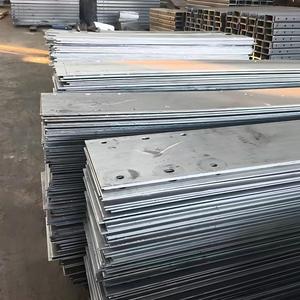 高速公路护栏柱 Q235 钢材热镀锌 C 形柱 高防护防撞等级 停车场人群控制 - Product Image 6