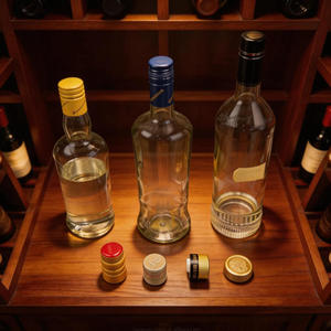 Étiquettes personnalisées, bouchons en aluminium étanches et hermétiques avec coque en plastique pour spiritueux, vodka. - Product Image 2