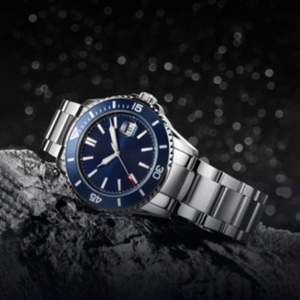 Reloj de Lujo Luminoso con Calendario y Correa de Acero Inoxidable de Alta Calidad, Relojes Mecánicos Automáticos para Hombre, Reloj de Pulsera de Buceo - Product Image 1