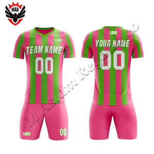 Uniforme de Fútbol Personalizado al por Mayor con Diseño Sublimado para Hombre, 100% Poliéster, 220 g/m² - Product Image 2