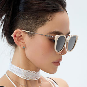 Nuevas Gafas de Sol Cat Eye para Mujer, Montura Metálica Negra TR, Lentes TAC con Protección UV400, Diseño Moderno y Urbano - Product Image 5