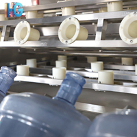 Ligne de production de bouteilles d'eau de type linéaire de 5 gallons, machine de remplissage automatique de bouteilles d'eau minérale de 20 L pour usine d'eau