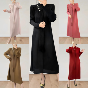 เดรสพลีทสีม่วงล้วนแบบเรียบง่ายสำหรับผู้หญิงไซส์ใหญ่ ขายส่ง เสื้อผ้าไซส์เดียว สไตล์เรียบหรู เหมาะสำหรับใส่ไปโบสถ์ - Product Image 3