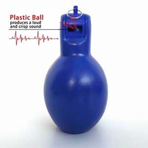Yenilik promosyon hediye özelleştirilmiş yumuşak PVC el sıkmak hakem düdük hafif tutam düdük ile kordon - Product Image 4