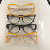 Assortiment de lunettes mixtes prêtes à l'emploi Stock de lunettes à monture carrée bon marché tendance en acétate avec branches en métal Montures de lunettes optiques