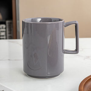 Taza de Café Personalizada de Cerámica Gris, Blanca y Negra para Café Espresso, Latte y Capuchino, Taza de Porcelana Apilable con Asa Cuadrada - Product Image 6