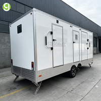 Remorques sanitaires portables conformes ADA Goeasy pour les festivals