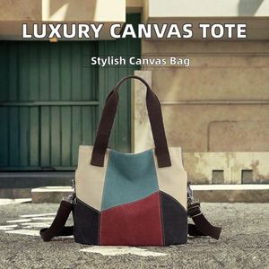 Venta al por mayor de fábrica: Nuevo saco de playa personalizado de EVA XL impermeable estilo silicona, bolsa de mano portátil para la playa - Product Image 2